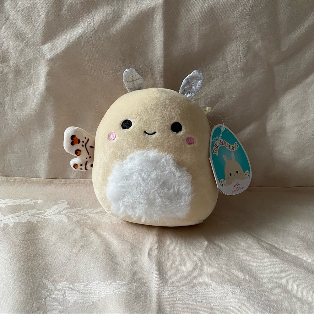 5” Berit Squishmallow